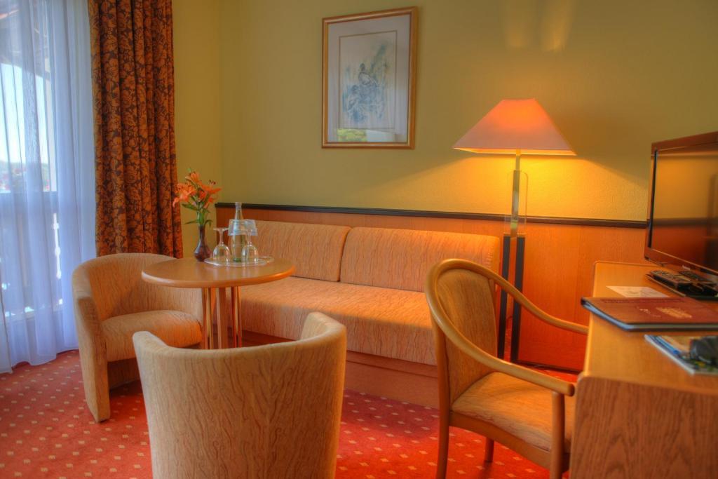 Hotel "Seelust" Garni Röbel Rom bilde