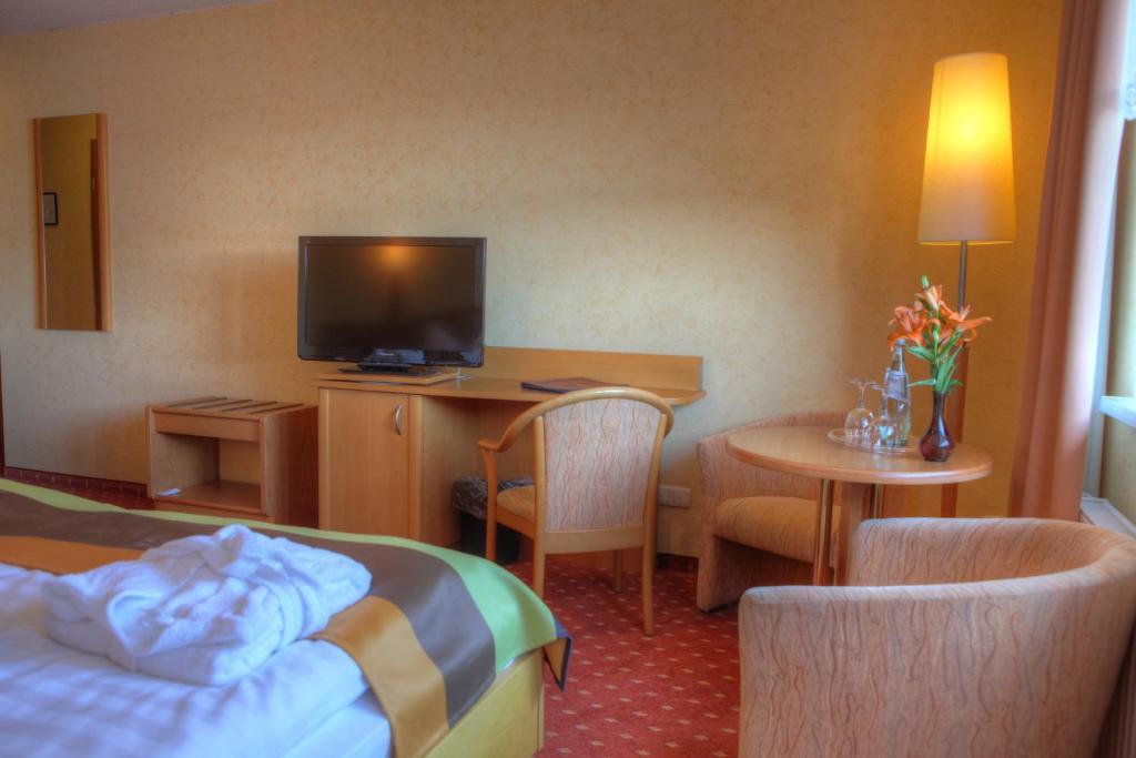 Hotel "Seelust" Garni Röbel Rom bilde